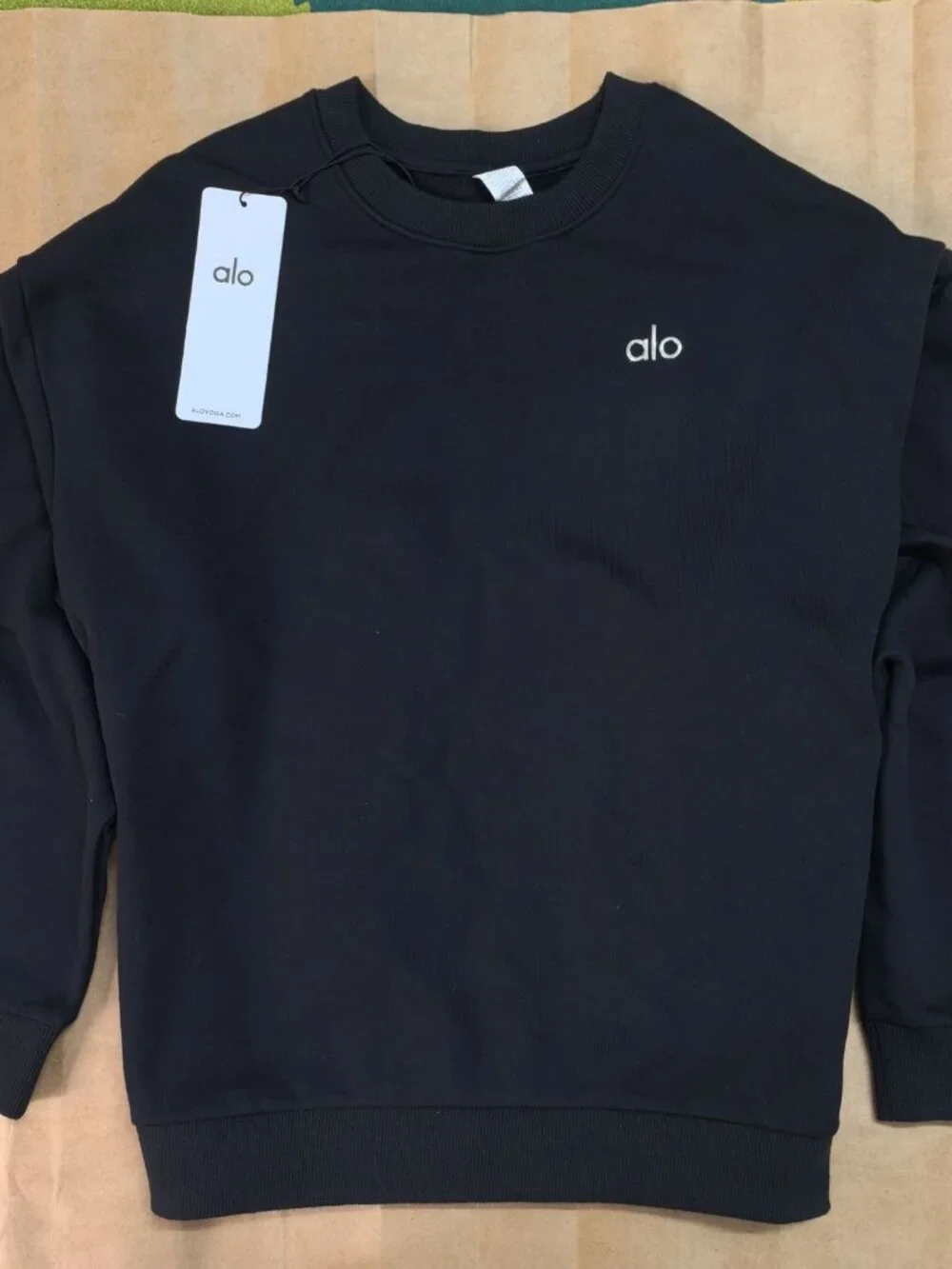Size S | Alo Yoga Accolade Black Crew Neck Pullover